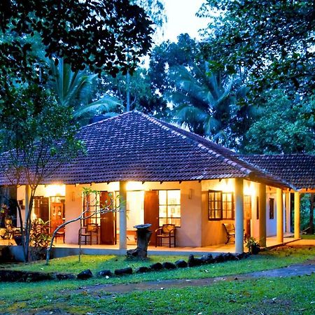 Captain'S Bungalow, Kandy Arawwawala Exterior foto